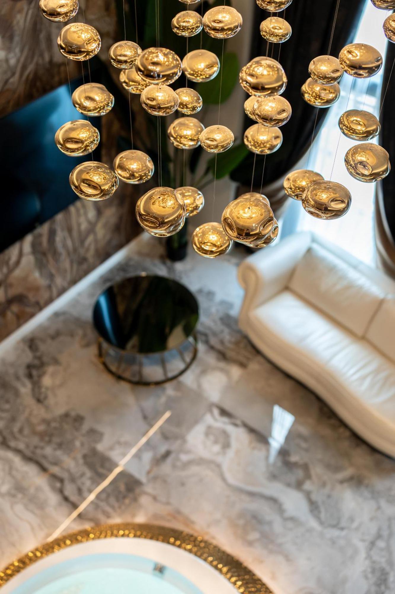 Jacuzzi Exotica Apartment クライペダ エクステリア 写真